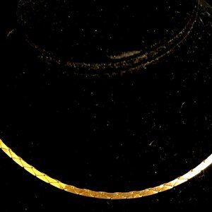 Stunning RARE Vintage 24 Inch Gold Plated Unique TRIANGLE SERPENTINE Necklace